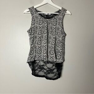 Papaya Lace Back Black and White Geometric Pattern Tank Top Medium